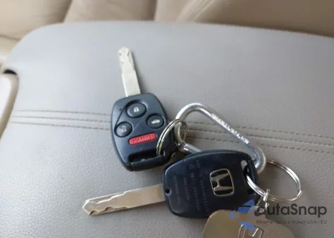 2009 Honda Accord 2.4 Ex-L из США, поврежденный, VIN 1HGCP26879A071898